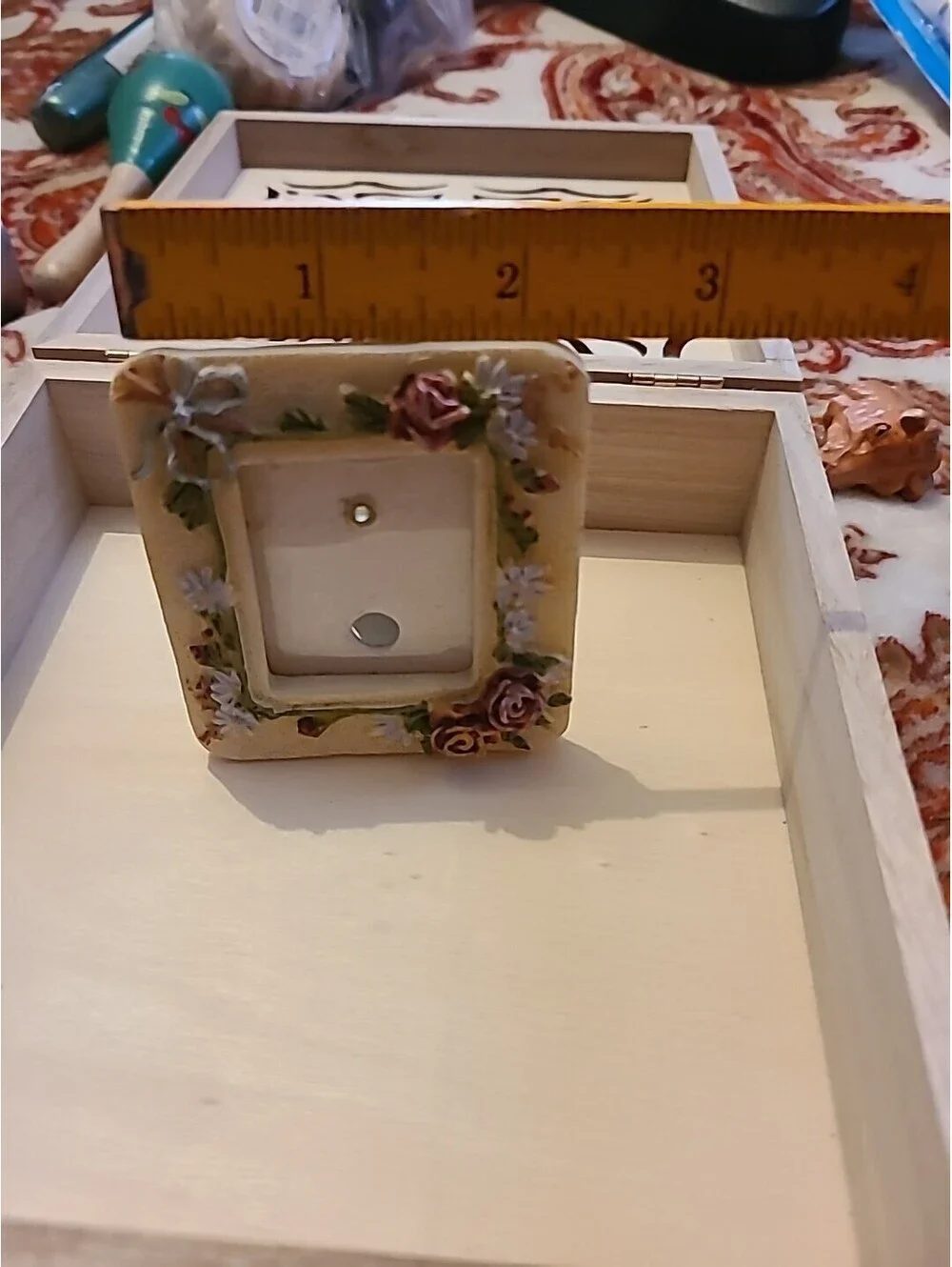 VTG Hand Painted Frame Flower Design Victorian Mini Free-Standing Frame
